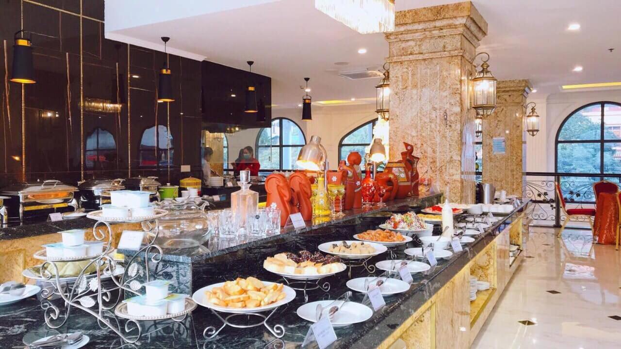 Phoenix Hotel Ha Giang Bagian luar foto