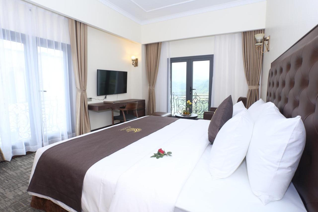 Phoenix Hotel Ha Giang Bagian luar foto