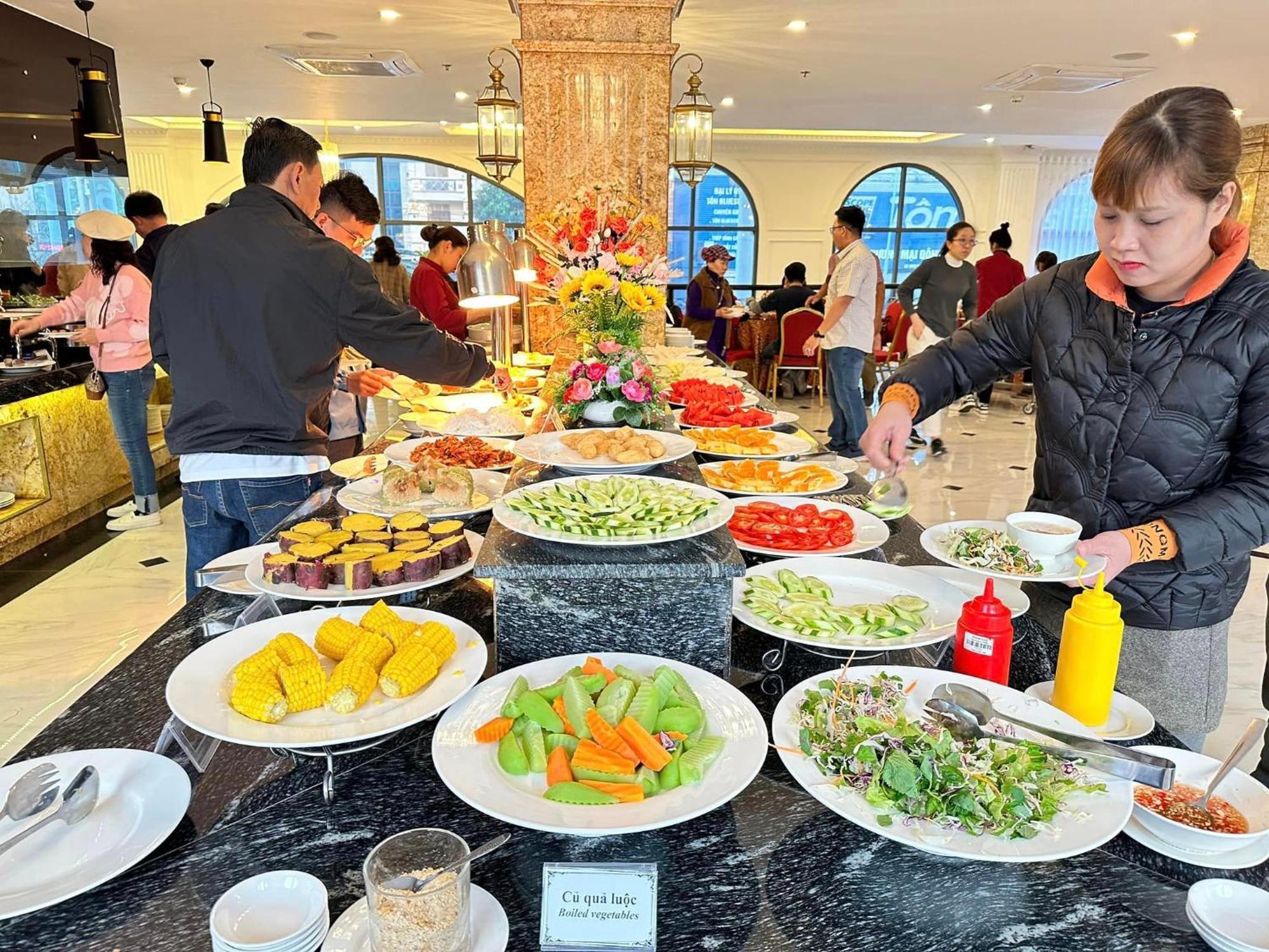 Phoenix Hotel Ha Giang Bagian luar foto