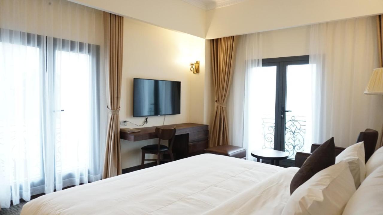 Phoenix Hotel Ha Giang Bagian luar foto